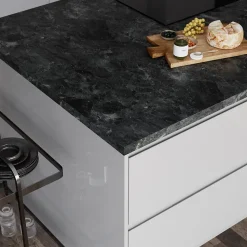 Bande de chant aspect marbre noir GoodHome Kala L. 300 cm x l. 42 mm