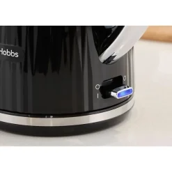 Bouilloire Electrique - RUSSELL HOBBS - EDEN - 2400 W - 1,7 L - Noir