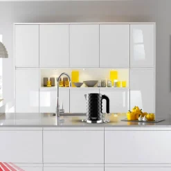 Bouilloire électrique Noir 1,7 L - 2200W - Protection contre l'ébullition à sec - Camry CR 1269B