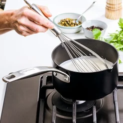 Casserole de 16 cm Copenhagen sans couvercle avec bec verseur