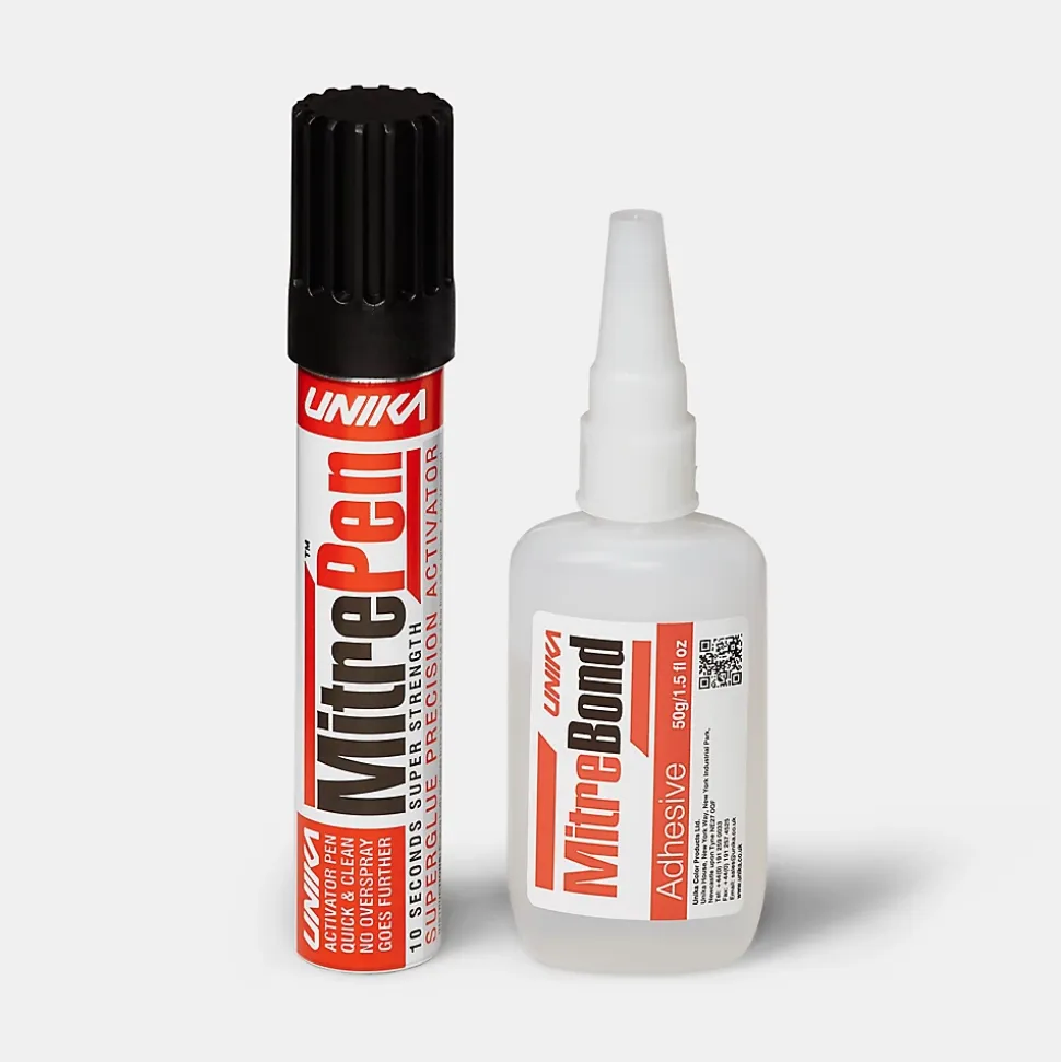 Colle pour corniche et plinthe Unika