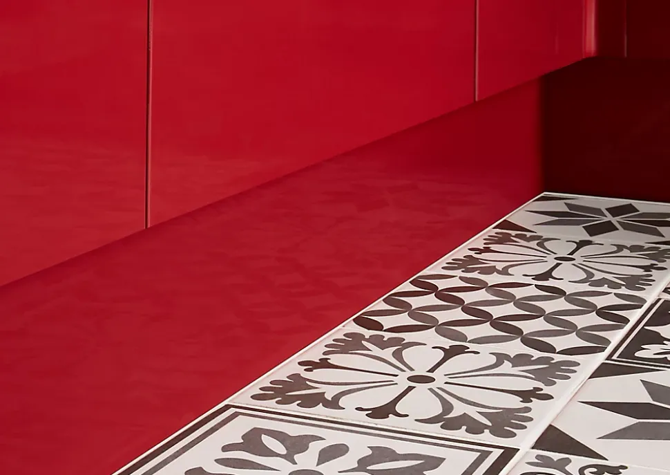 Corniche et bandeau cache-lumière GoodHome Stevia et Garcinia Blanc H. 35 mm x l. 2.4 m x Ep. 59.5 mm