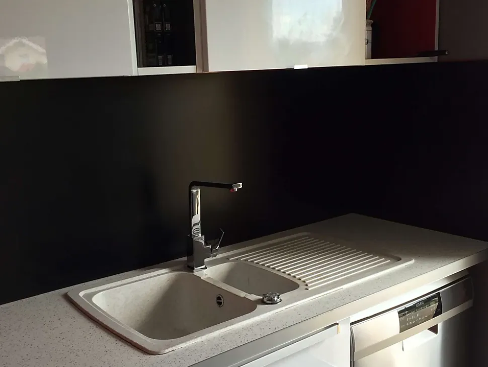 Crédence - Fond de hotte - Aluminium Noir RAL 9005 sat - H75cm x L120cm