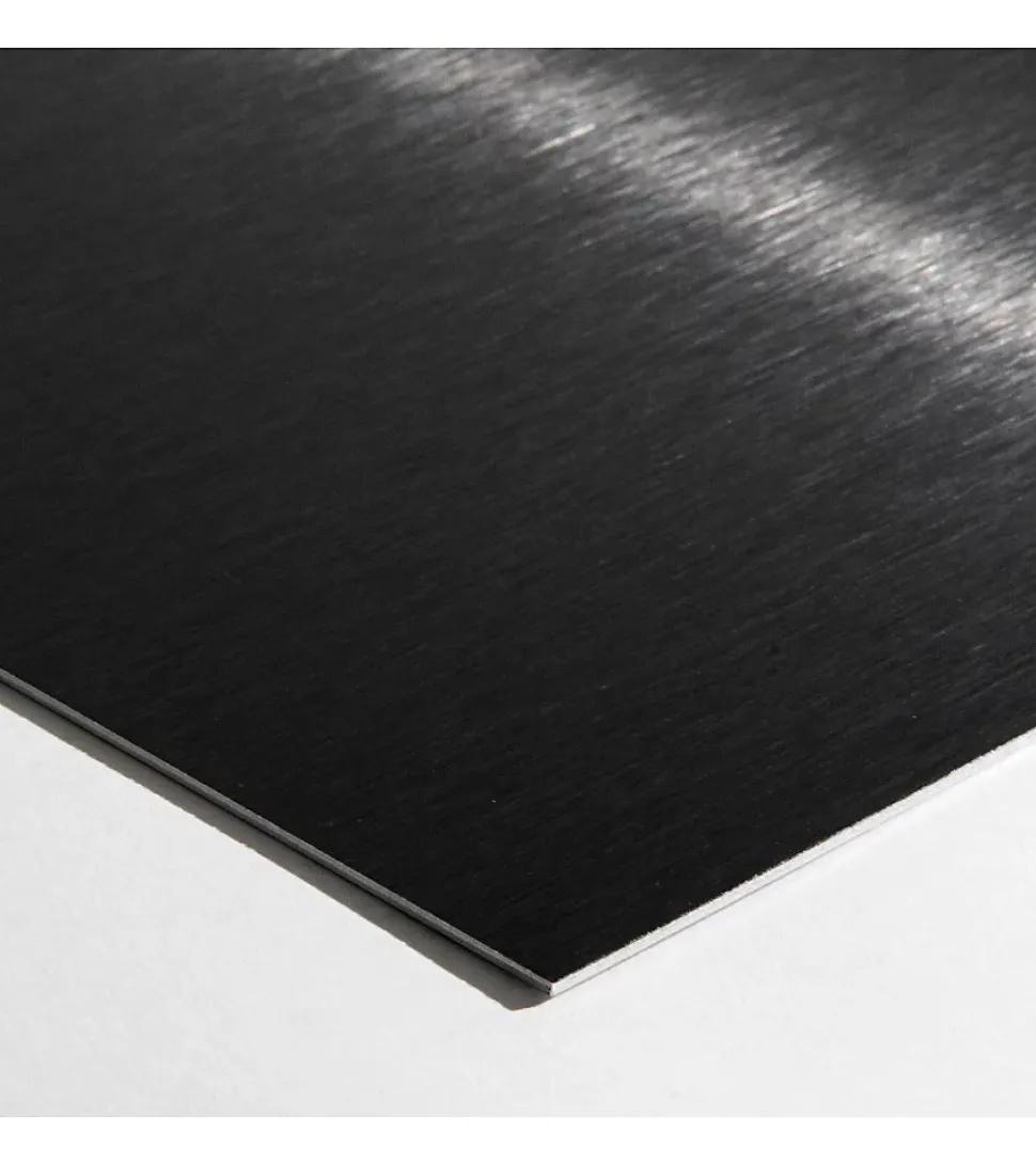 Crédence - Fond de hotte - Aluminium Anodisé Brossé Noir - H75cm x L130cm