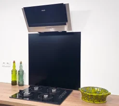 Crédence - Fond de hotte - Aluminium Noir RAL 9005 sat - H20cm x L50cm