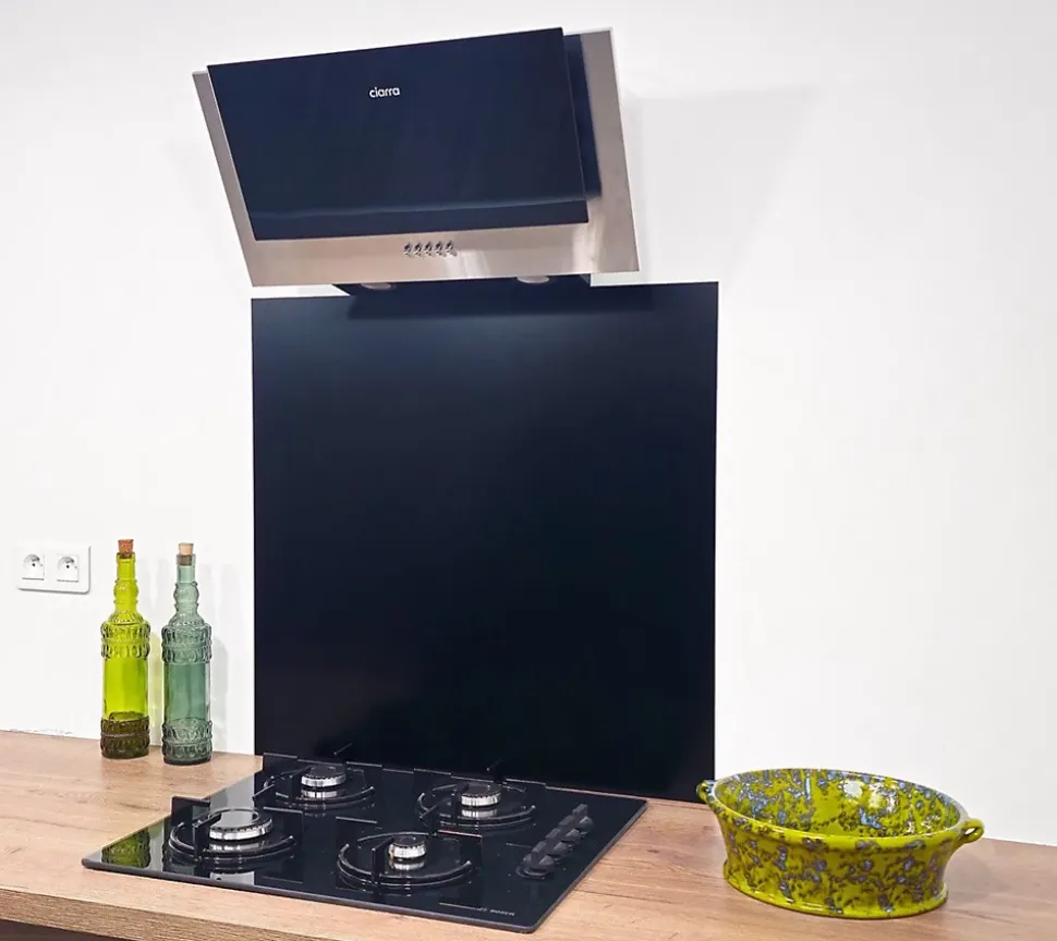 Crédence - Fond de hotte - Aluminium Noir RAL 9005 sat - H25cm x L80cm