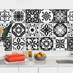 Crédence adhésive carreaux de ciment noir et blanc 40x400 cm