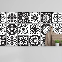 Crédence adhésive carreaux de ciment noir et blanc 40x400 cm