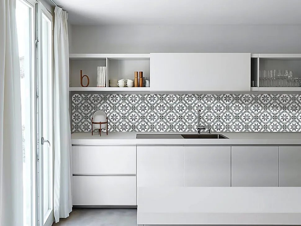 Crédence de cuisine auto-adhésive Caméléo imitation carrelage vert blanc l. 200 cm x H. 40 cm x ép. 0,2 mm