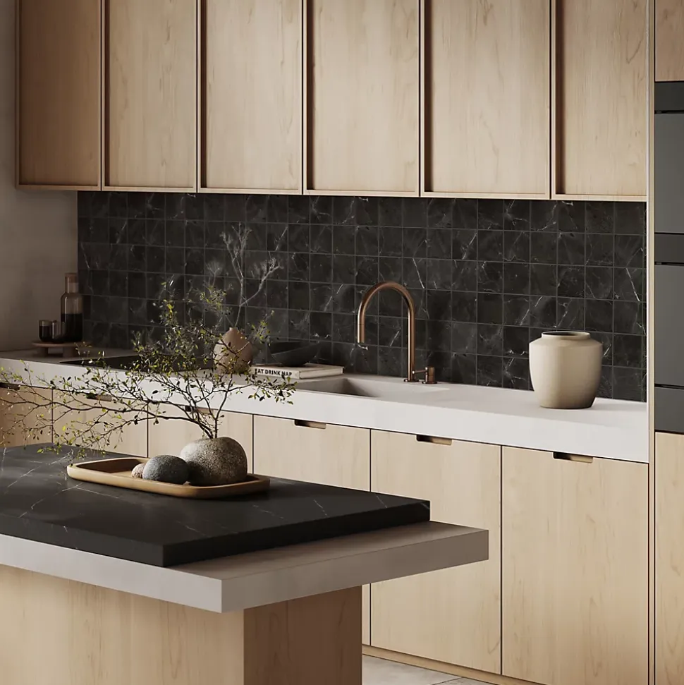 Crédence de cuisine effet marbre noir IDPanneaux L. 300 x H. 60 cm