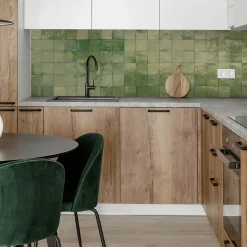 Crédence de cuisine effet Zellige vert brillant IDPanneaux L. 300 x H. 60 cm