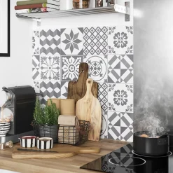 Crédence de cuisine GoodHome carreaux de ciment gris l. 180 cm x H. 60 cm x Ep. 3 mm