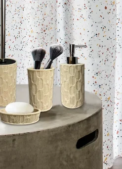 Distributeur de savon beige en polyrésine, Levasseur Dolly