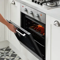 Four à chaleur tournante 60L Cooke & Lewis CLCSB60, argent