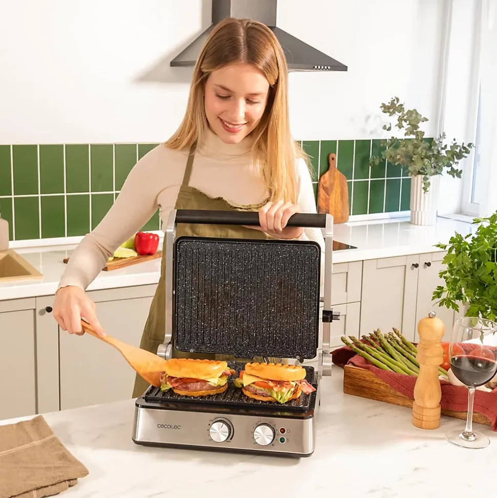 Grill Cecotec Blaze 2400W RockStone Noir