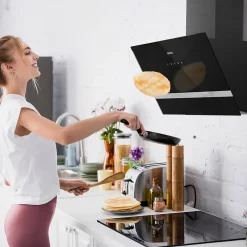 Hotte inclinée 60cm classe a+++ 650m3h wifi 4 vitesses évacuation ou recyclage tactile noir Ciarra CD6736HB