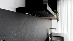 Hotte Murale Aspirante Silencieuse - 60 cm - 555 m3/h - AVENTELIO - Noir