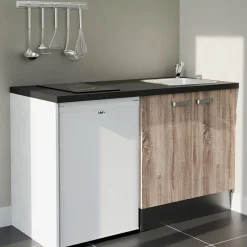 Kitchenette K17 - 140 cm - Façades : Bois - Plan de travail : Noir - Crédences : Non - Evier