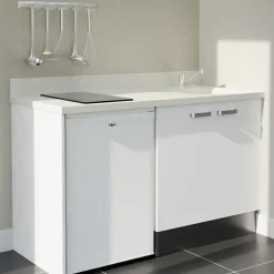 Kitchenette K17 - 140 cm - façades Blanc - Plan monobloc en quartz coloris Snova évier à droite - Electroménager Blanc