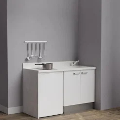 Kitchenette K17 - 140 cm - façades Blanc - Plan monobloc en quartz coloris Snova évier à droite