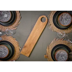 Longue planche à découper 61 cm bois de teck bout arrondi - STELLAR