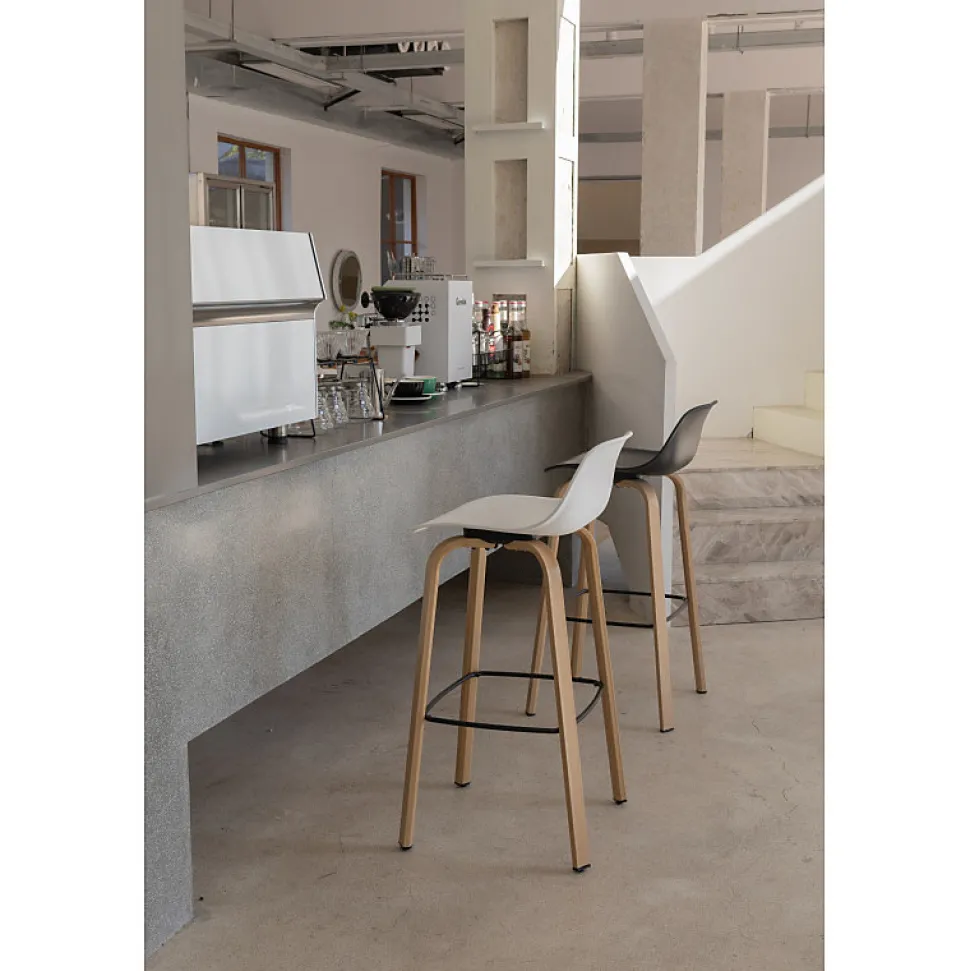 Lot de 4 tabourets de bar blancs style scandinave avec pieds effet bois en métal Hauteur 76cm