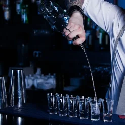 Lot de becs verseur doseur à alcool 2 cl avec bille Fackelmann Bar Concept