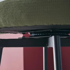 Lot de deux tabourets de bar assise rotative métal noir et tissu vert - L 50 x P 50 x H 92cm - Iris