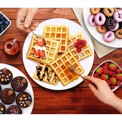 Machine a Gaufre - Gaufrier Electrique 3 en 1 RUSSELL HOBBS - 24620-56 - 3 plaques interchangeables - Donuts et Cupcake - 900W