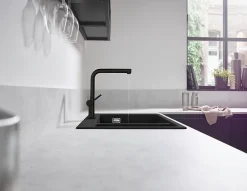 Mitigeur de cuisine avec douchette noir mat Hansgrohe Talis M 54 bec droit