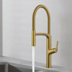 Mitigeur de cuisine avec douchette effet laiton doré GoodHome Arbane