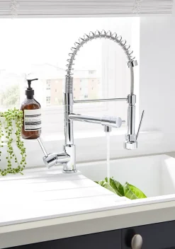 Mitigeur de cuisine chromé avec douchette Cooke & Lewis Bilbrough