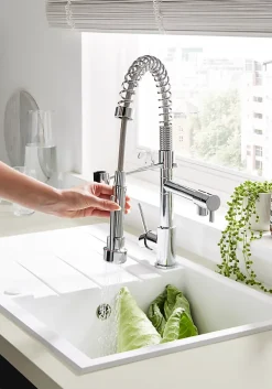 Mitigeur de cuisine chromé avec douchette Cooke & Lewis Bilbrough