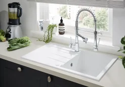 Mitigeur de cuisine chromé avec douchette Cooke & Lewis Bilbrough