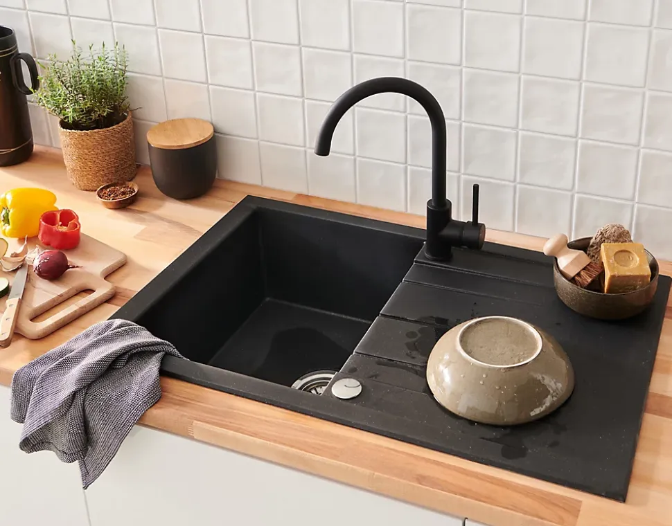 Mitigeur de cuisine haut en laiton noir H.33,5 cm, Cooke & Lewis Katiki