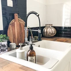 Mitigeur évier à douchette chromé noir Essebagno Plimo