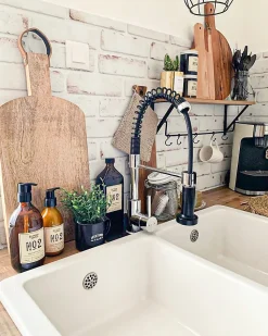 Mitigeur évier à douchette chromé noir Essebagno Plimo