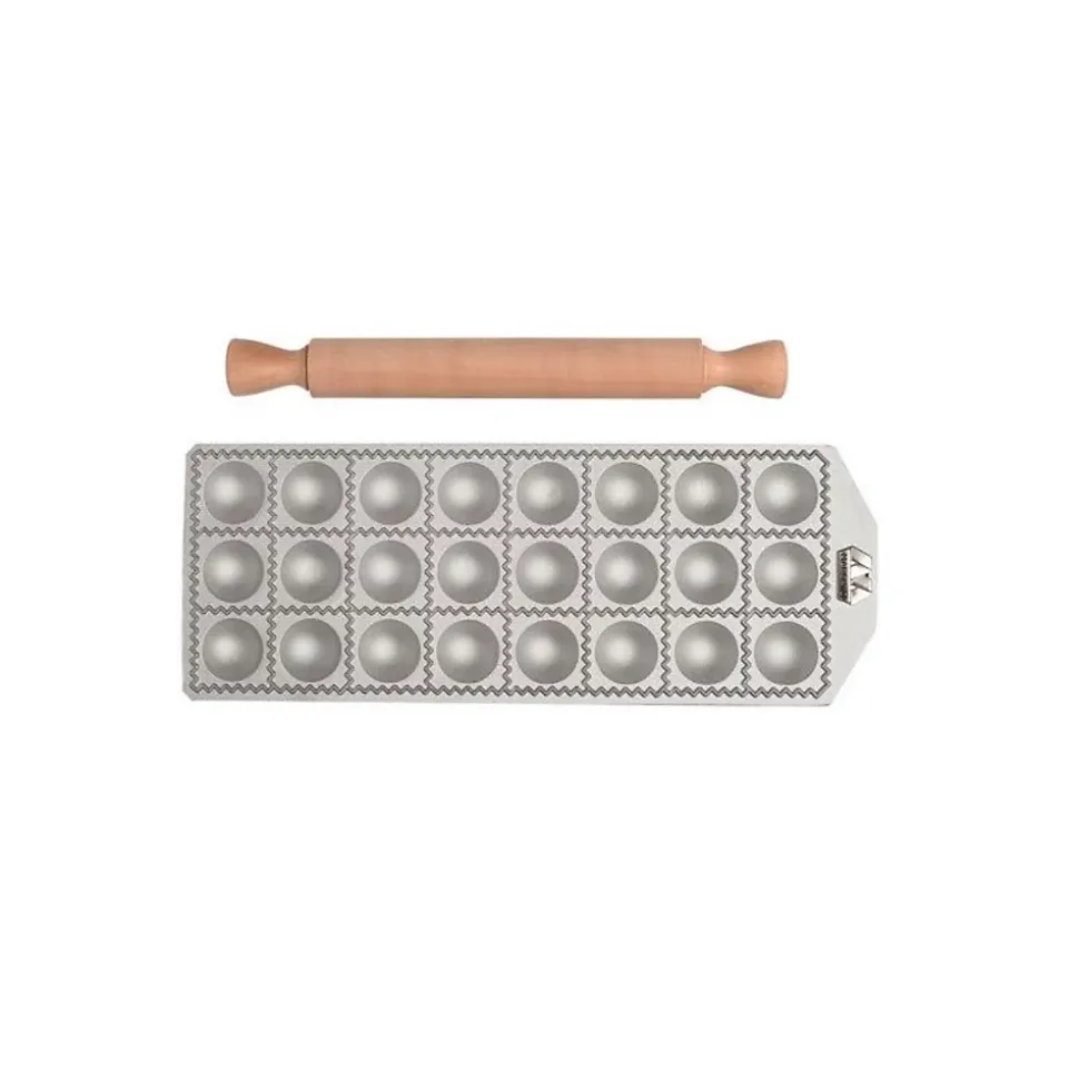 Moule 24 ravioli rond Marcato RA-T40X24-CLS
