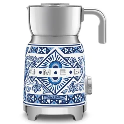 Mousseur à lait 500w 0.6l blu mediterraneo Smeg MFF01DGBEU Dolce&Gabbana