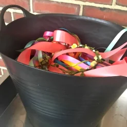 Panier avec poignées renforcées (Noir, 42L). Flexible et résistante : jardinage, construction, blanchisserie, agriculture