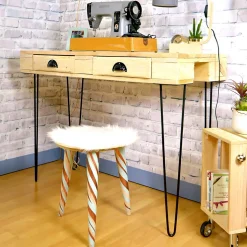 Pied de meuble en triangle en acier noir Cime H. 71 cm