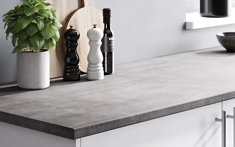 Plan de travail stratifié effet pierre claire L.246 x l.63,5 x Ép.2,8 cm 1er prix