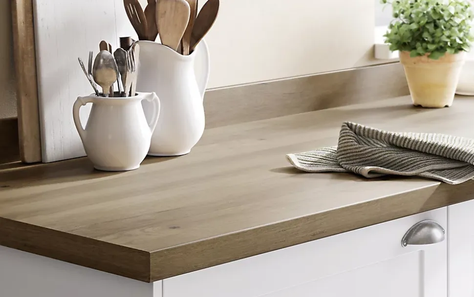 Plan de travail stratifié effet bois rustique L.300 x l.62 x ép.3,8 cm, GoodHome Kabsa