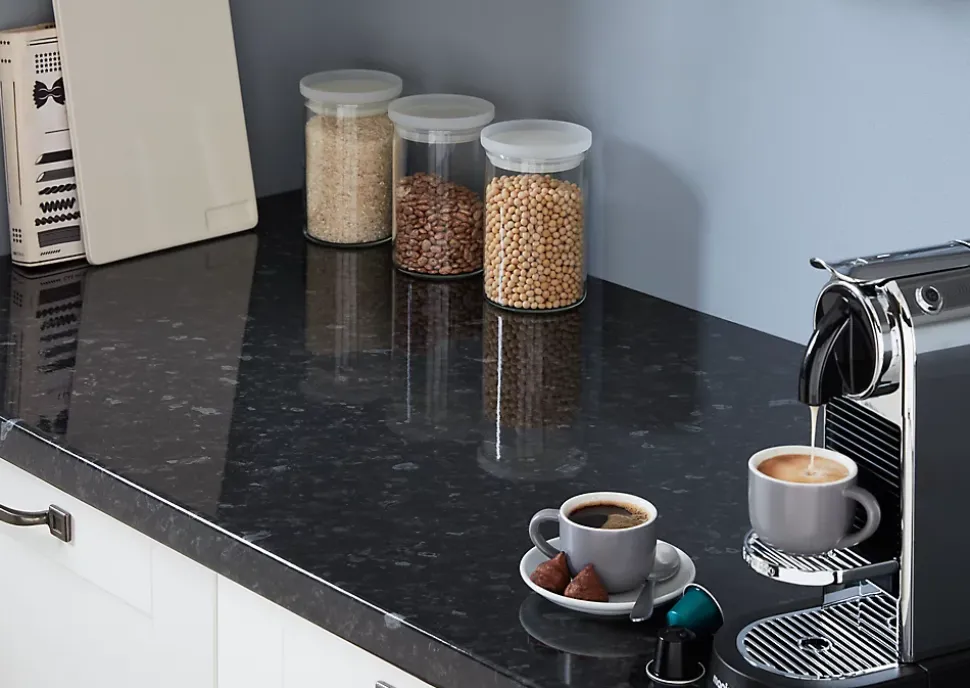 Plan de travail stratifié effet granit noir L.300 x l.62 x ép.3,8 cm, GoodHome Kabsa