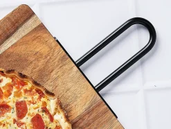 Planche à découper en bois d'acacia STINE - 33 x 23cm