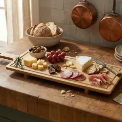 Planche à découper sur pied en bambou Ornami