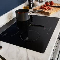Plaque de cuisson induction 4 foyers Cooke & Lewis coloris noir l. 59 x P. 52 x H. 6,5 cm