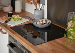 Plaque de cuisson induction 4 foyers Cooke & Lewis coloris noir l. 59 x P. 52 x H. 6,5 cm