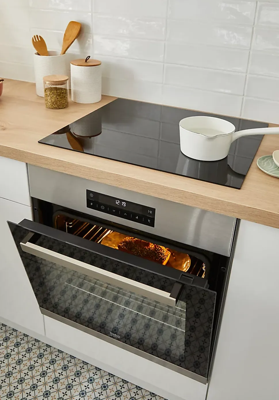 Plaque de cuisson induction 4 foyers Beko coloris noir l.58 x P.51 x H.5,2 cm