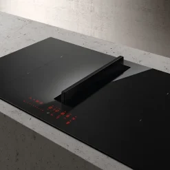 Plaque induction avec hotte intégrée Elica NIKOLATESLA FIT XL 83cm - Évacuation